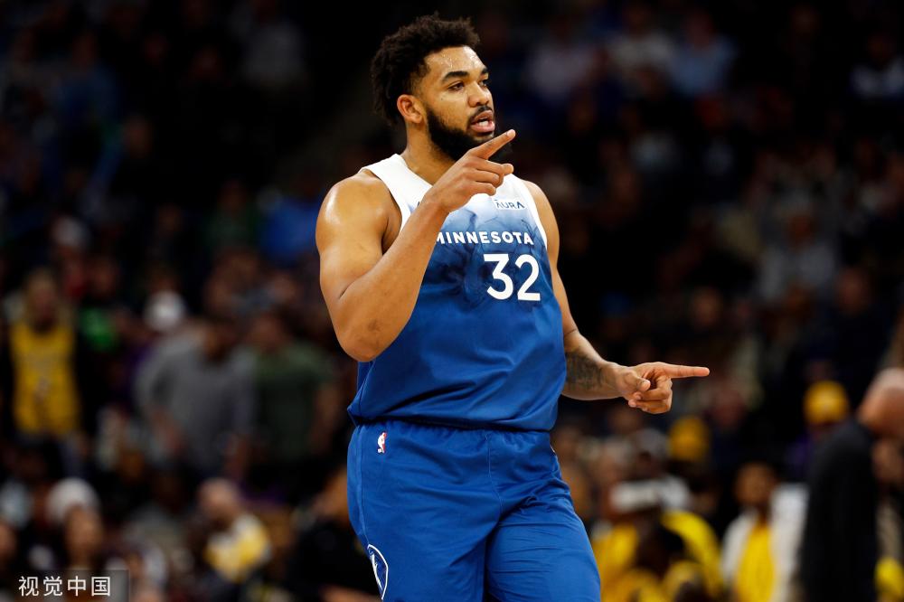 了她的影响 了她的影响