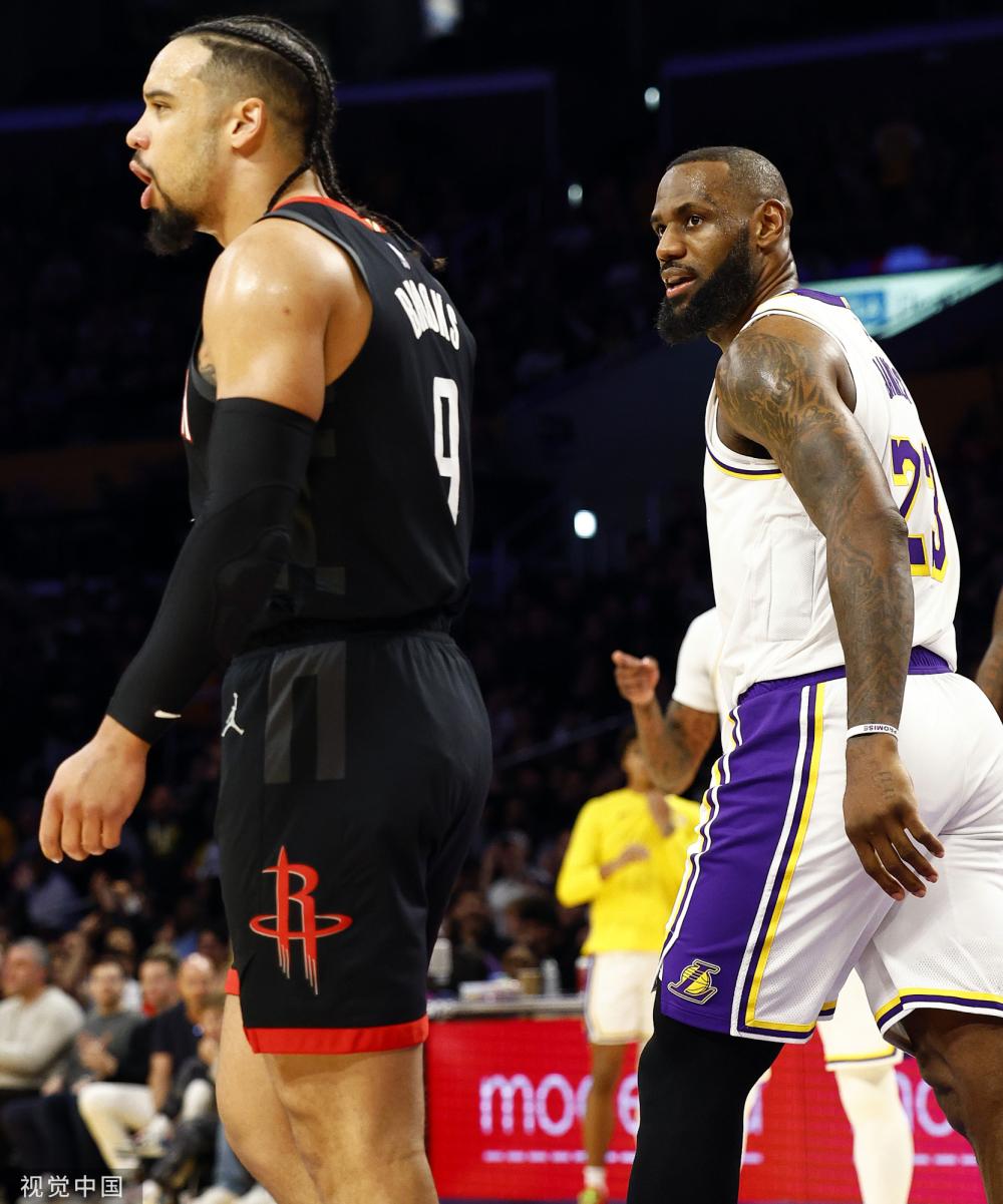 本特克 出生於民主剛果的水晶宮前鋒.